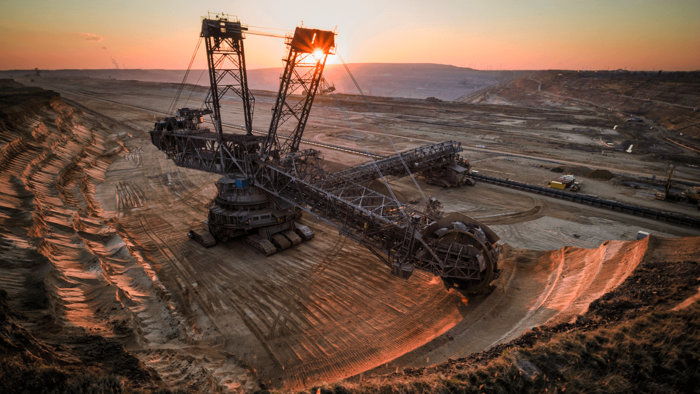 Advancing Maintenance Maturity with AI in Mining